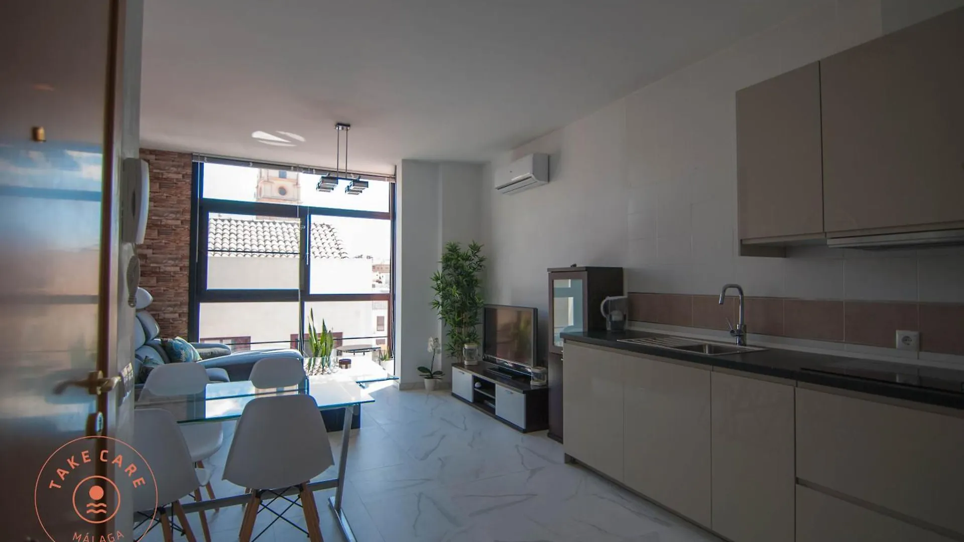Apartment With Terrace In Malaga Center - Tcm Spain